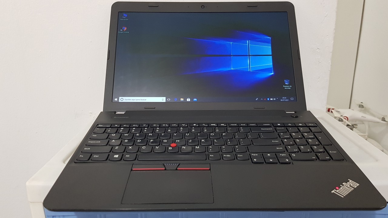 computadoras y laptops - Lenovo E560 17 Pulg Core i7 6ta Gen Ram 16gb  512gb Doble tarjeta de Video