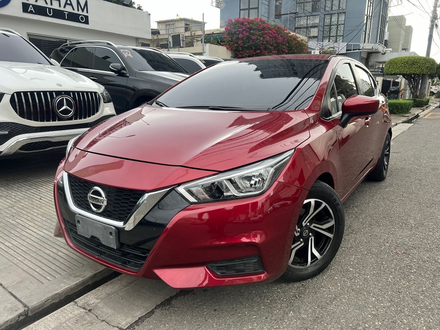 carros - Nissan versa 2021