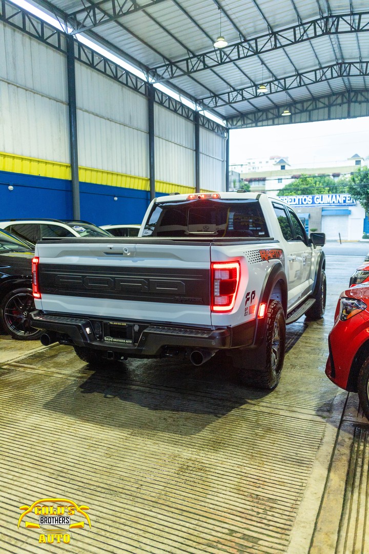 jeepetas y camionetas - Ford F150 Raptor 2023 Recien Importada Clean  4