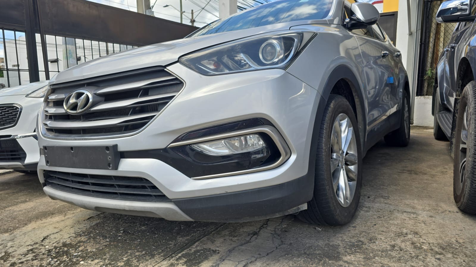 jeepetas y camionetas - Hyundai Santa Fe 2018 GrisDesde: RD$1,070,100.00 1