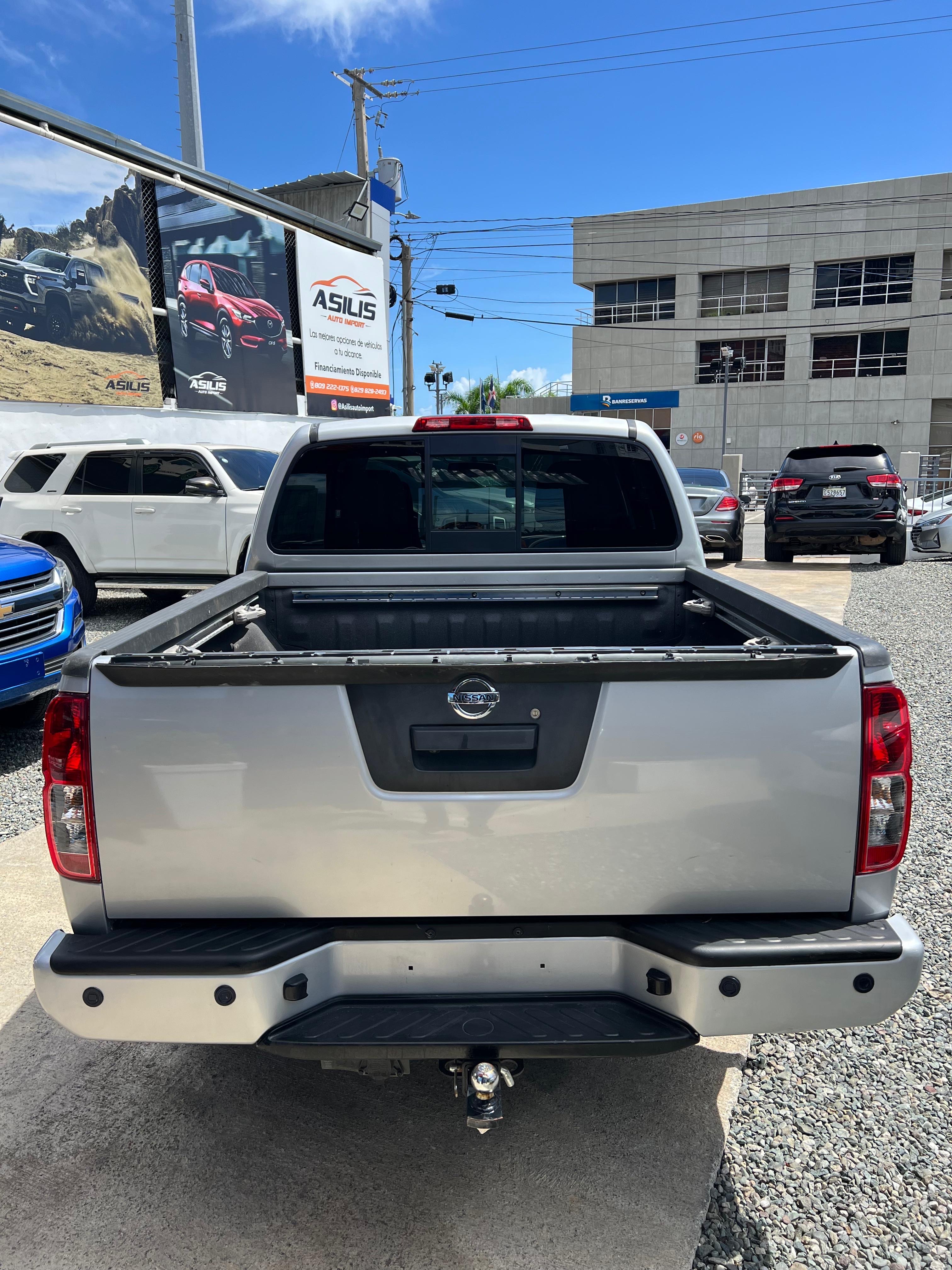 jeepetas y camionetas - Nissan Frontier SV 2020  9