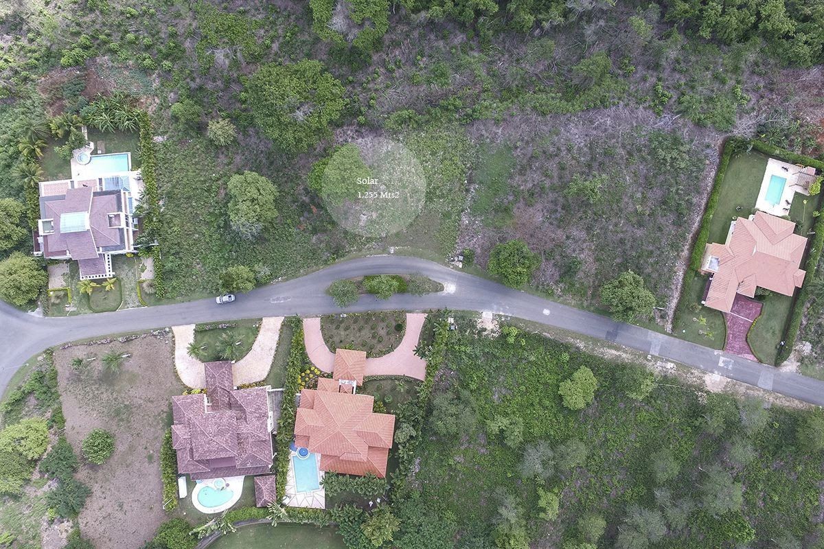 solares y terrenos - Amplio Solar en Juan Dolio dentro de complejo Turístico en pleno desarrollo 5