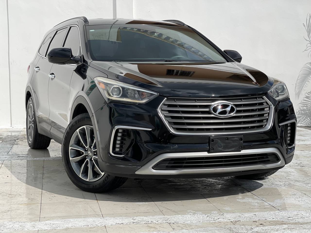 jeepetas y camionetas - HYUNDAI GRAND SANTA FE 2017CLEAN CARFAX 0