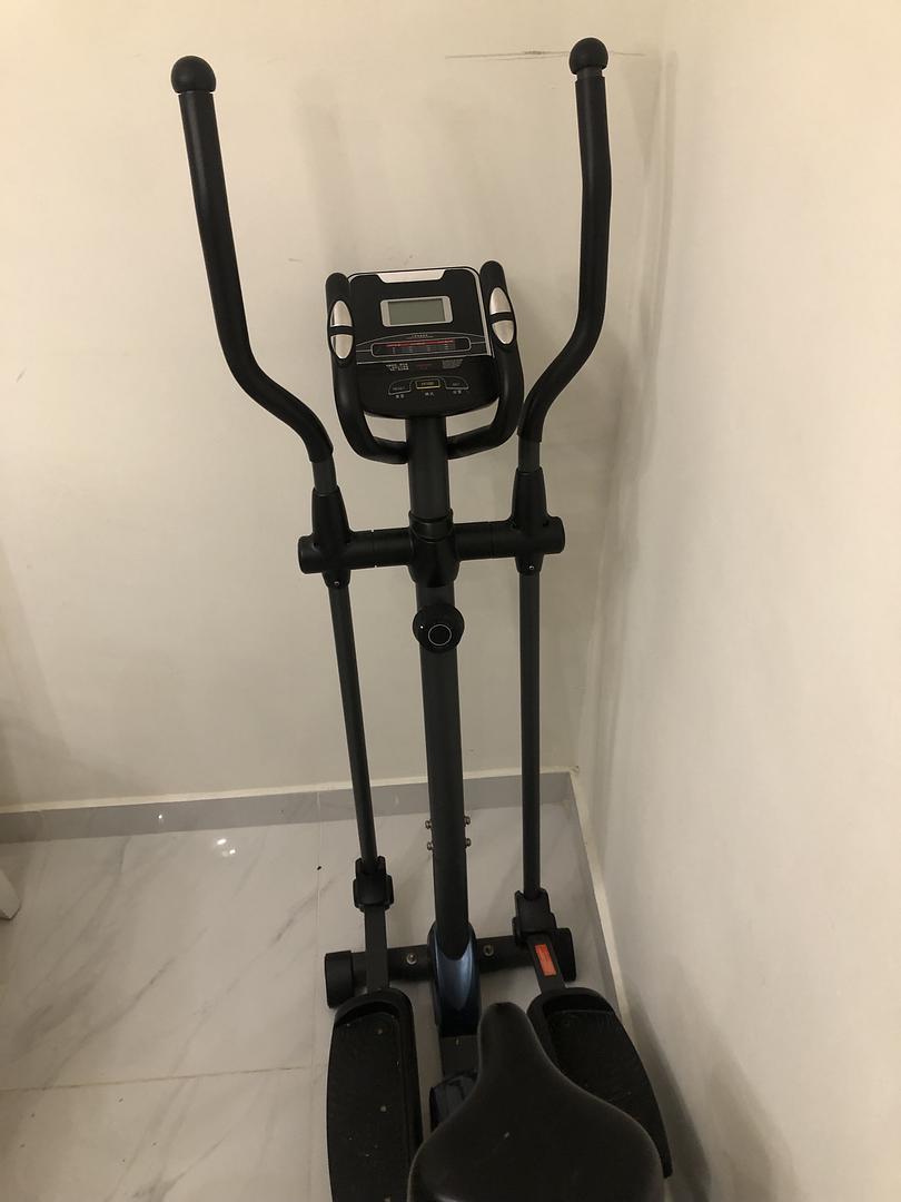 bicicletas y accesorios - vendo caminadora y bicicleta elíptica como nueva 