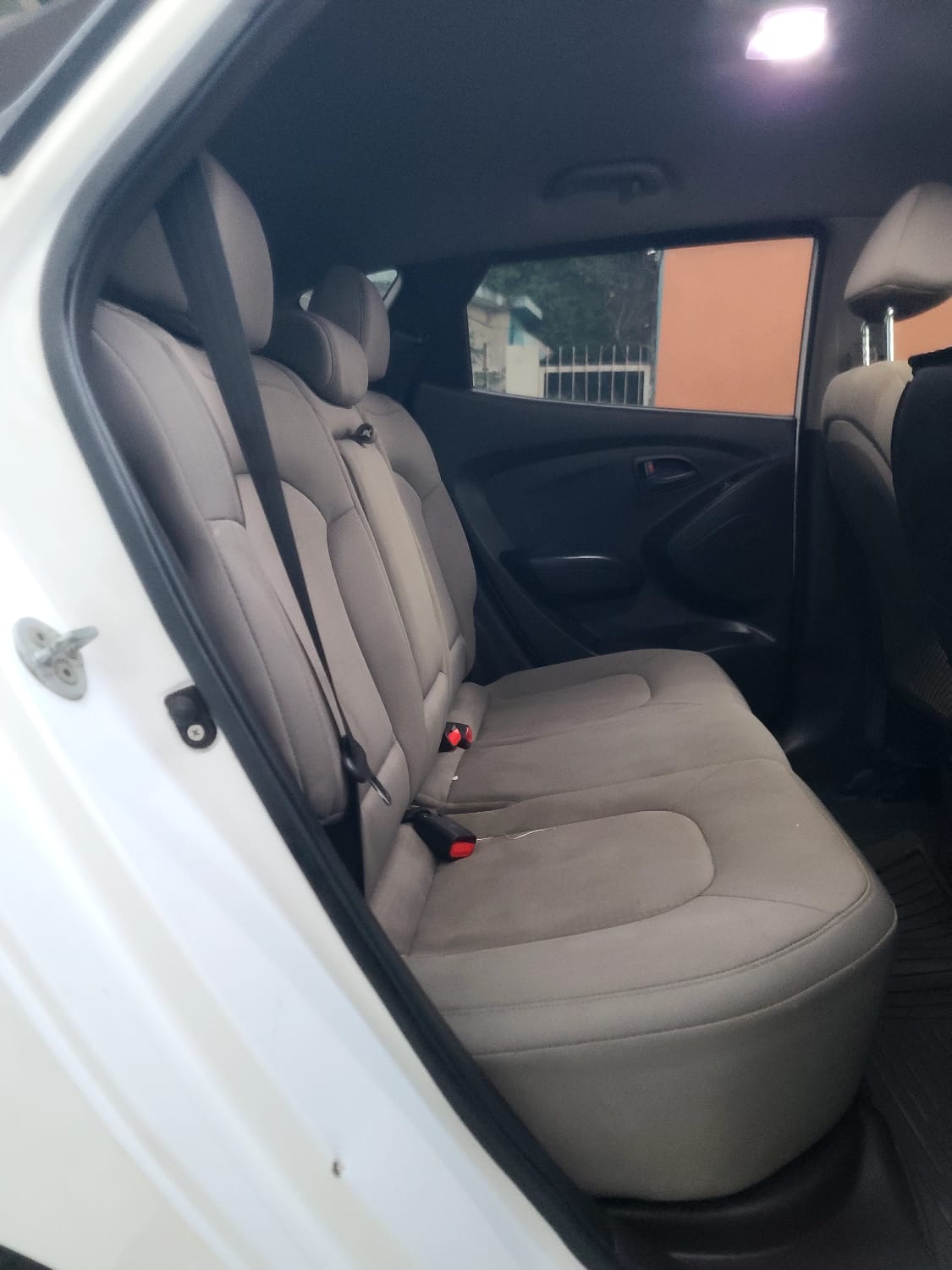 jeepetas y camionetas - Hyundai Tucson 2014 impecable  3