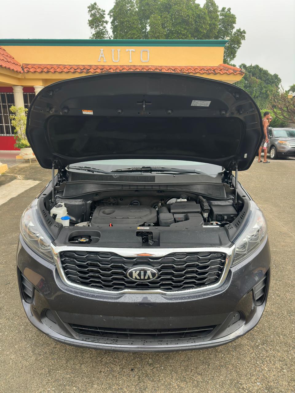 jeepetas y camionetas - 2019 Kia Sorento 3 Filas Motor V4  6