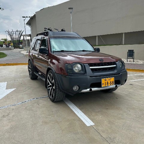 jeepetas y camionetas - Nissan xterra 2002