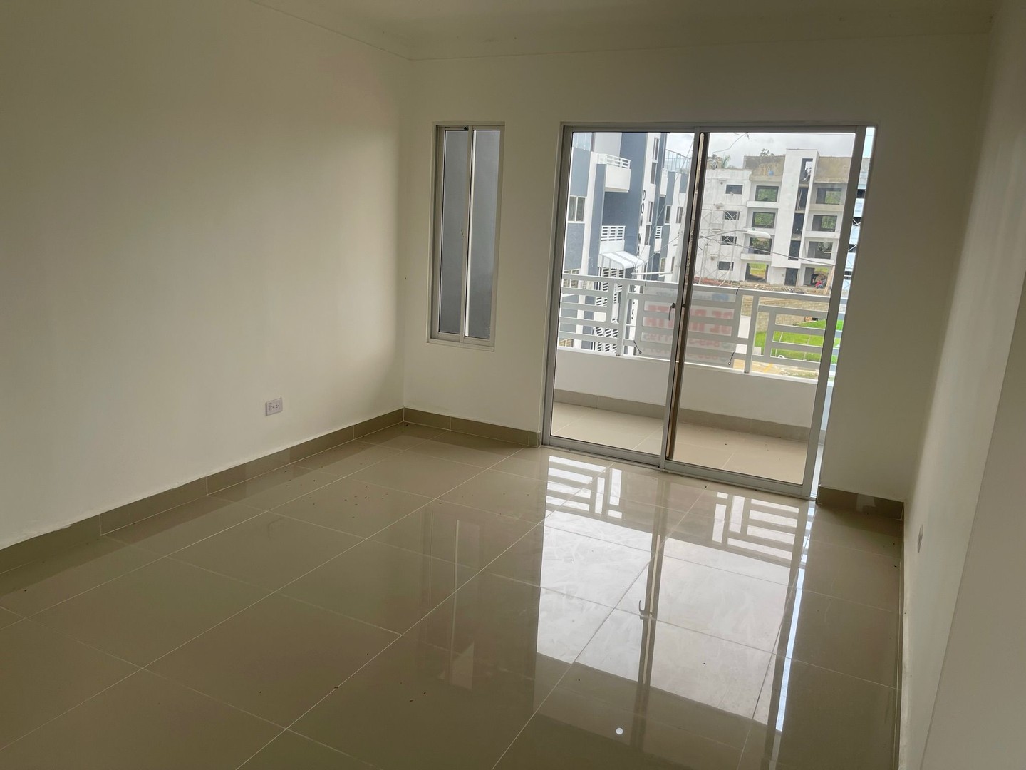 apartamentos - Apartamento en venta en la salida a Santo Domingo