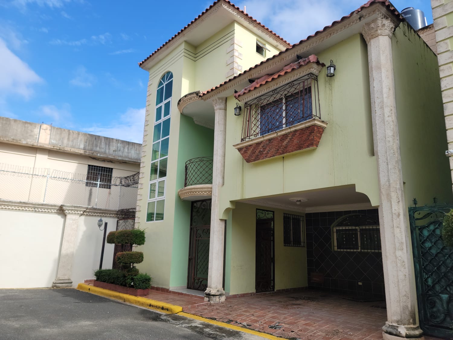 casas - Vendo Casa en Cancino, Santo Domingo Este 