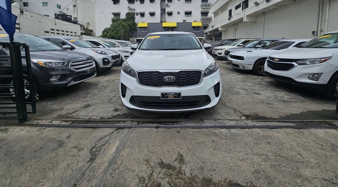 jeepetas y camionetas - 2019 Kia Sorento LX V6 1