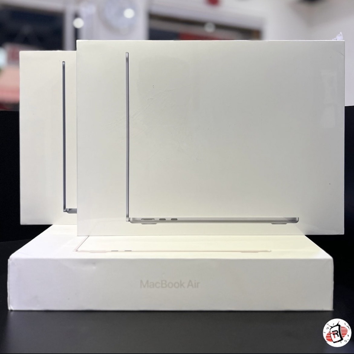 computadoras y laptops - MACBOOK AIR M3 15" 512GB SSD 16GB RAM 2023 SELLADA 🔥 OFERTAZA