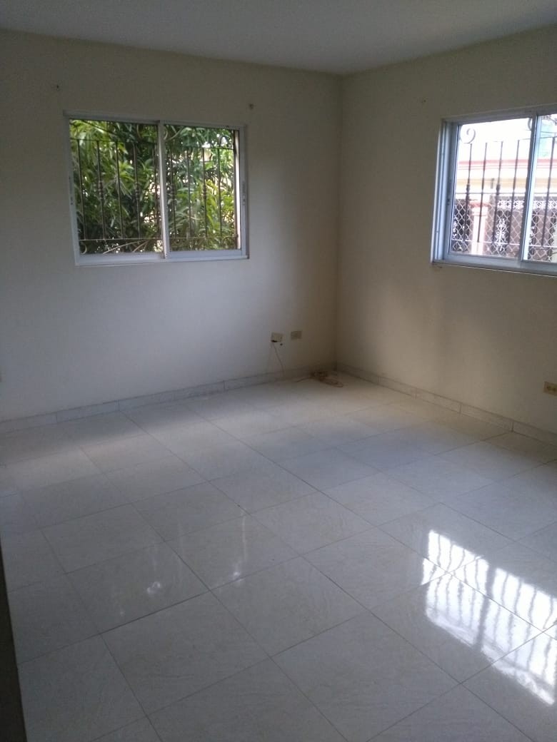 apartamentos - Vendo apartamento 
República de Colombia 
Con Jacobo (casi en la misma esquina)
 4
