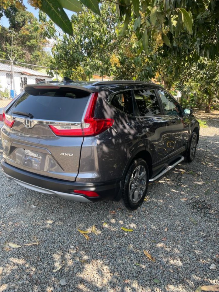 jeepetas y camionetas - Honda crv exl 2017 5