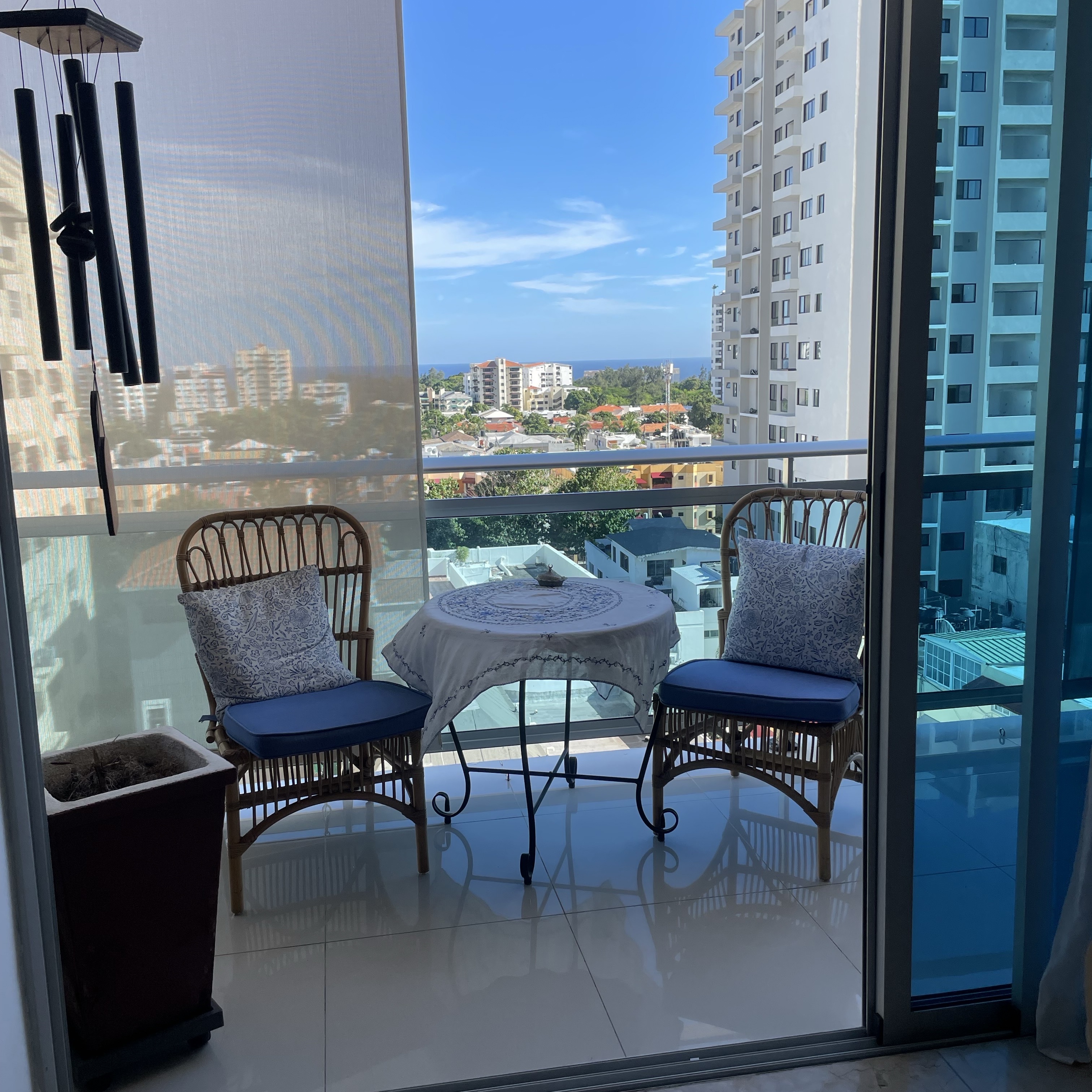 apartamentos - VENDO APTO BELLA VISTA SUR, VISTA AL MAR, ÁREA SOCIAL, PISCINA PISO 8, MTS 200,  0