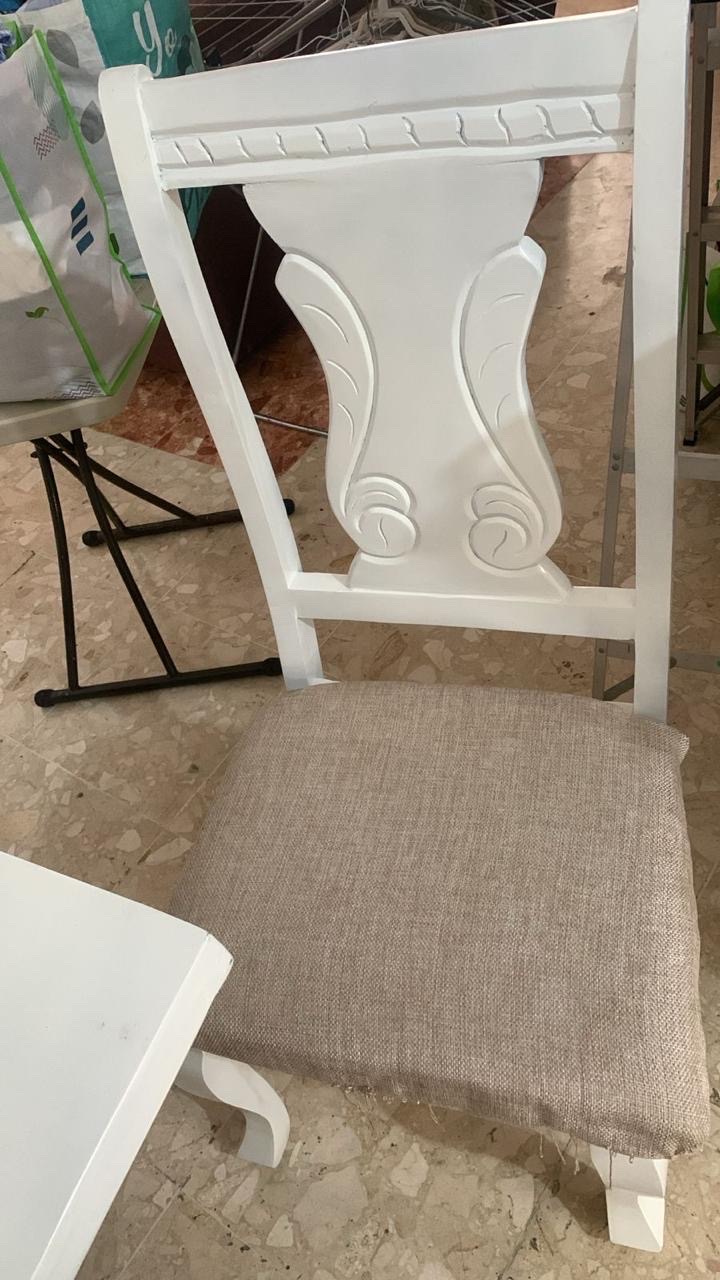 muebles y colchones - Se vende juego de comedor  2