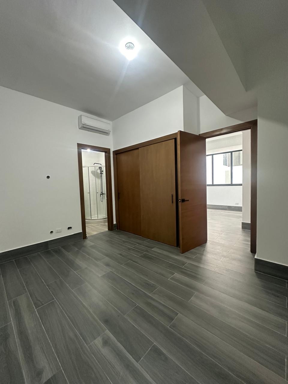 apartamentos - Vendo piso 5 los cacicazgos dos hab con baño dos p