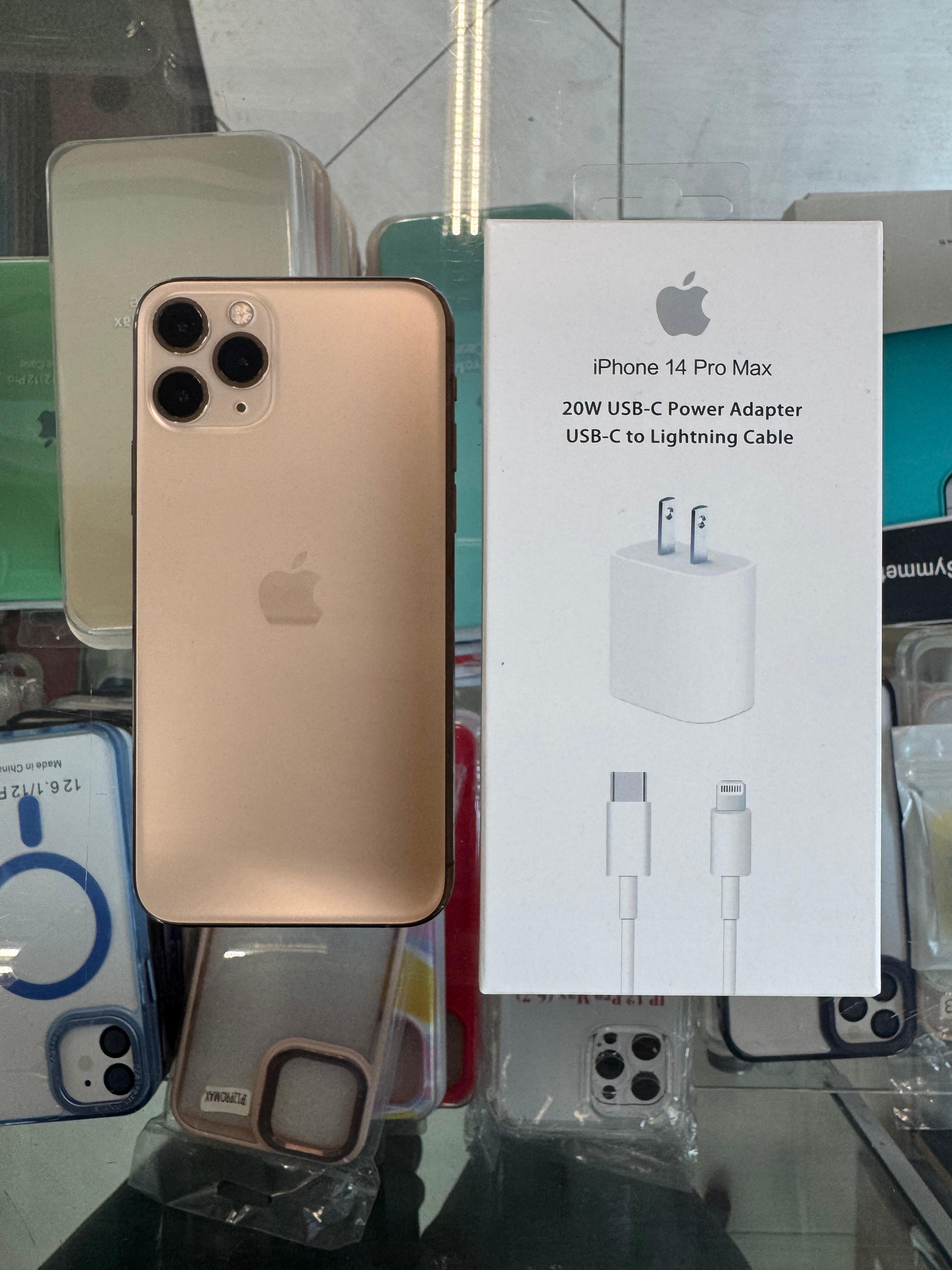 celulares y tabletas - Iphone 11 pro Dorado 256 GB desbloqueado.