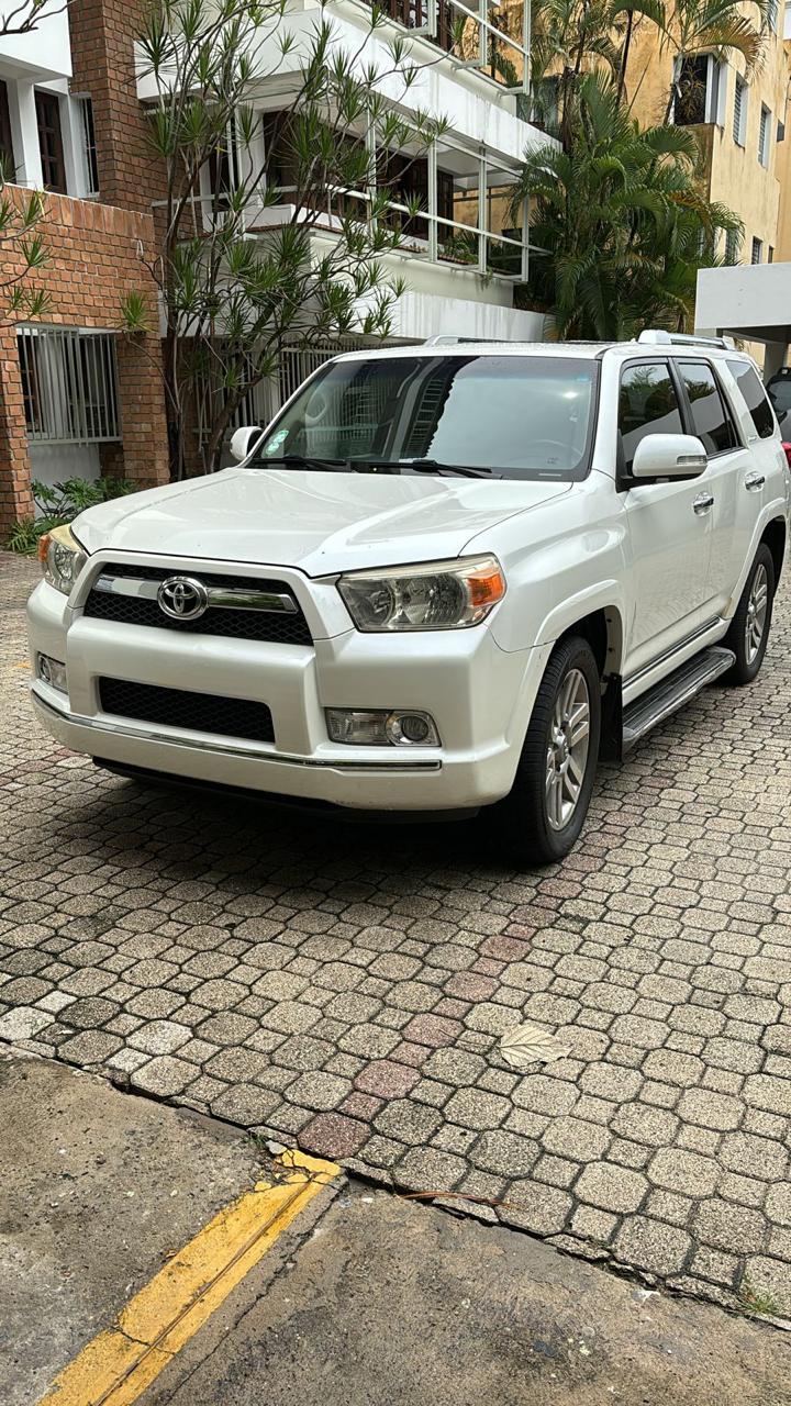 jeepetas y camionetas - Toyota 4runner límite 2011  1