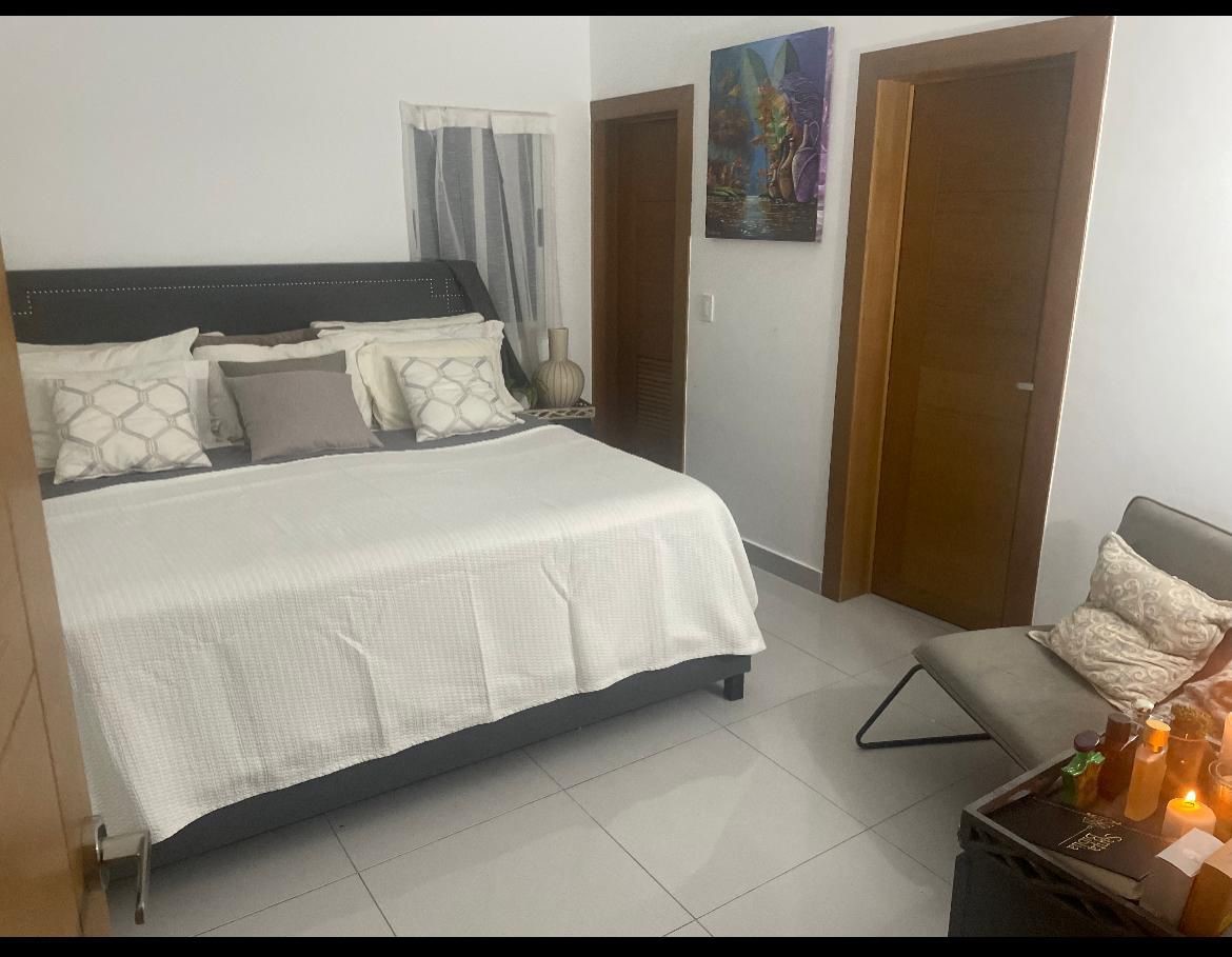 apartamentos - Apartamento en renta en el Ensanche Naco 8
