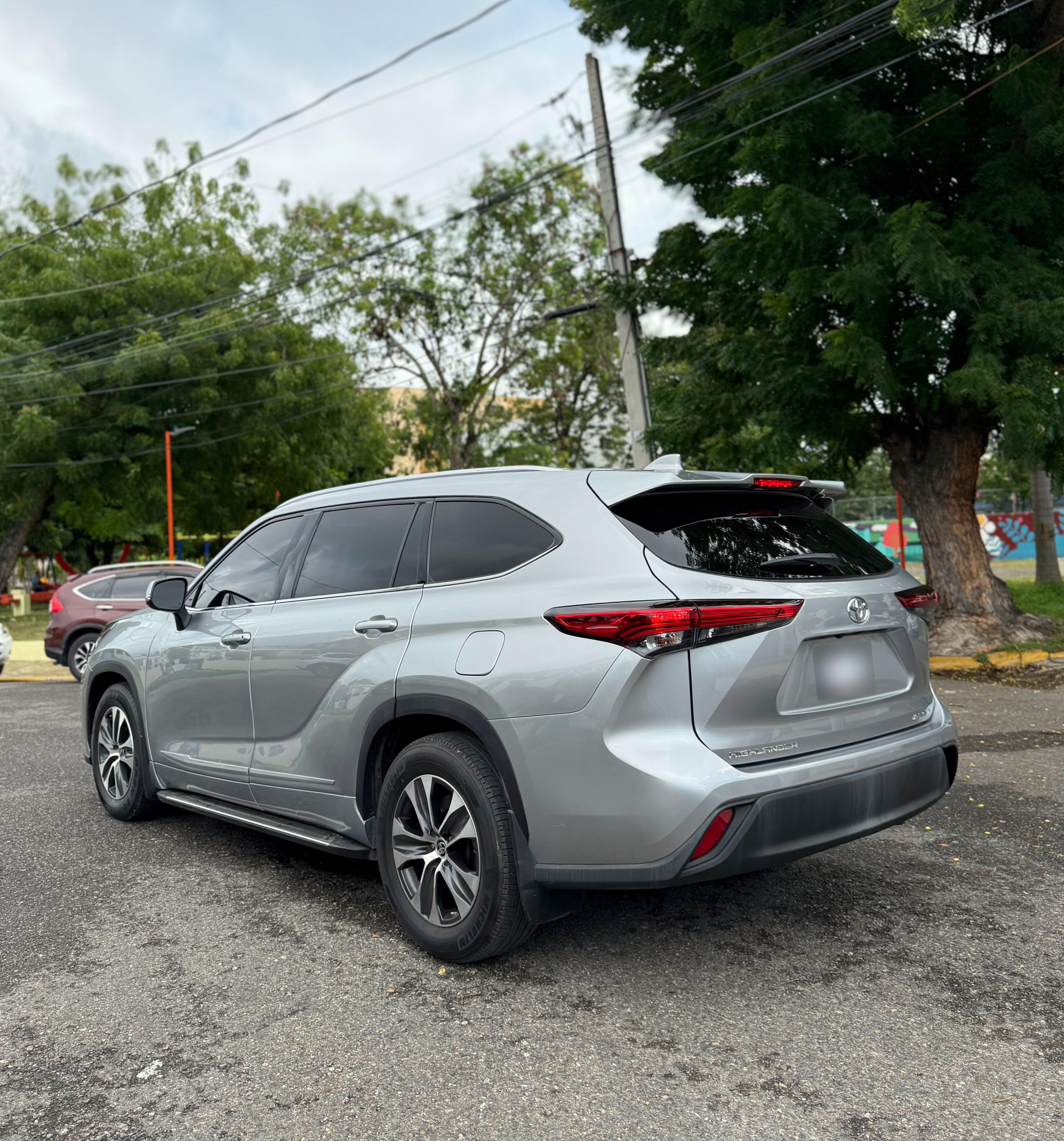 jeepetas y camionetas - Toyota higlander xle 2020 2