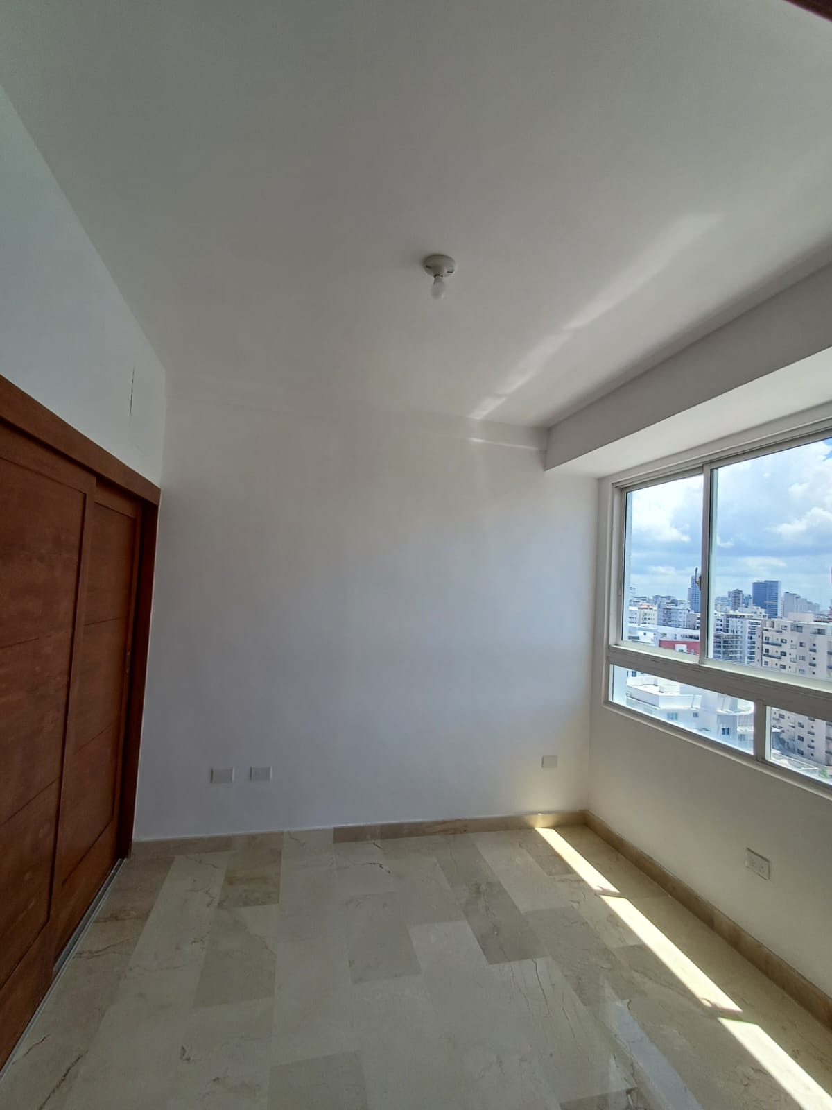 penthouses - VENTA DE PENTHOUSE EN SECTOR EVARISTO MORALES 4