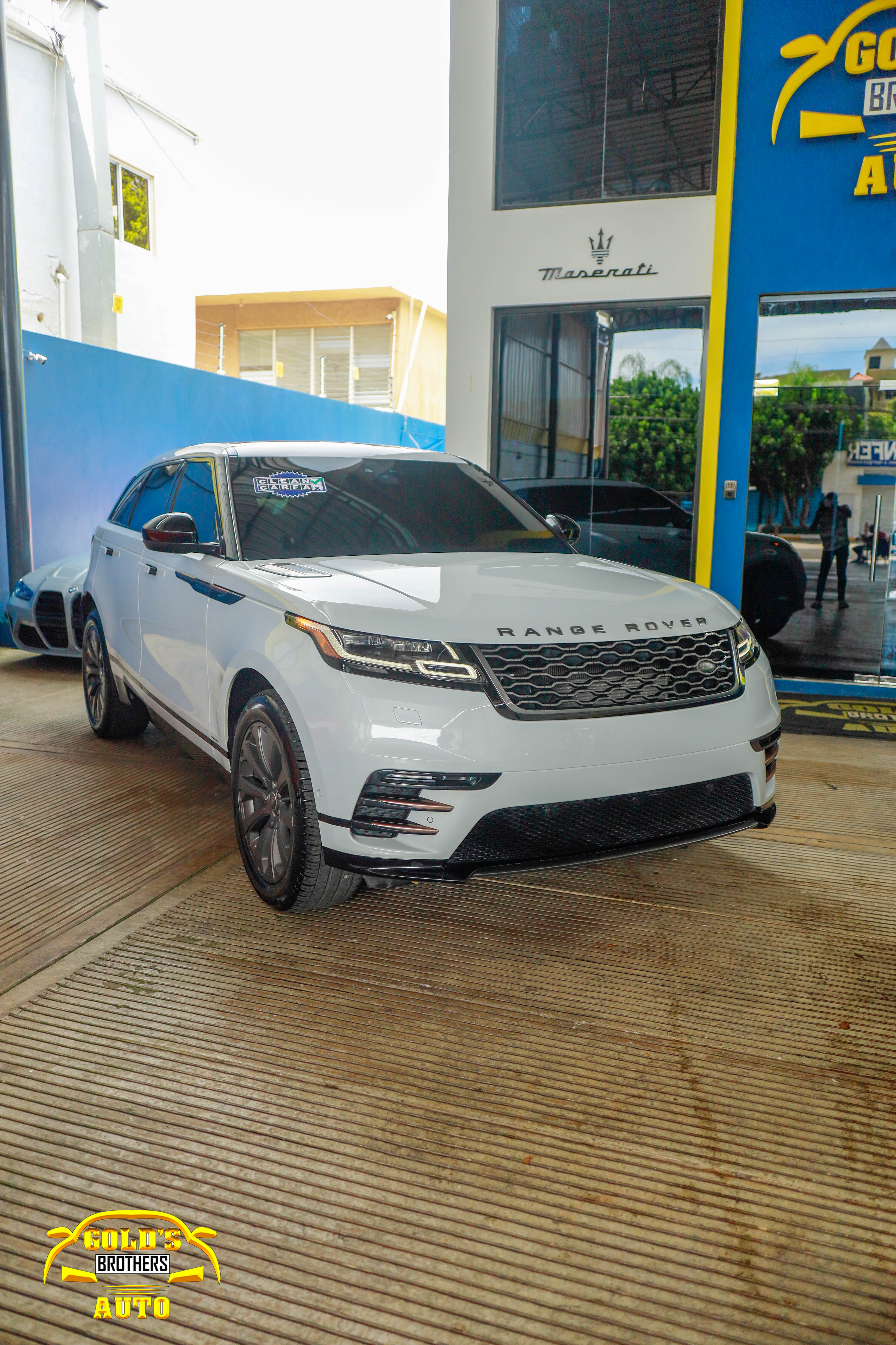 jeepetas y camionetas - Land Rover Range Rover Velar R-Dynamic 2018 Clean 2