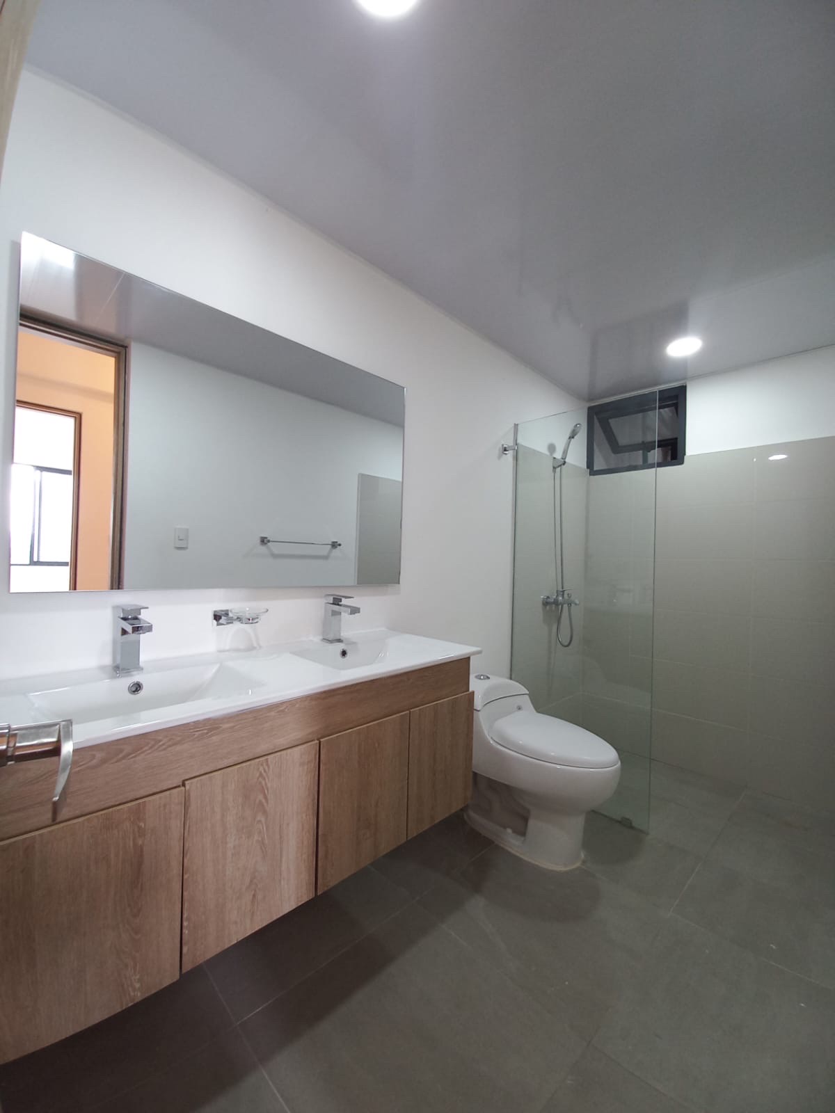 apartamentos - Apartamento de alquiler y venta, en la Av. hispanoamericana. 7