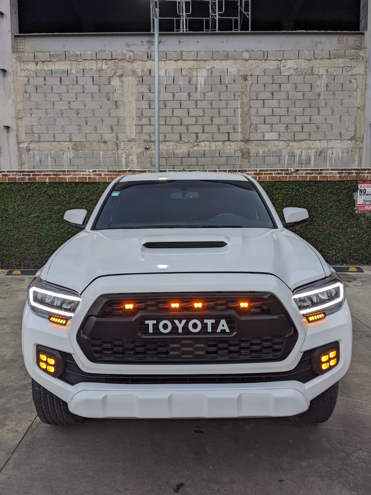 jeepetas y camionetas - Toyota tacoma 2016 v6 4x4 3