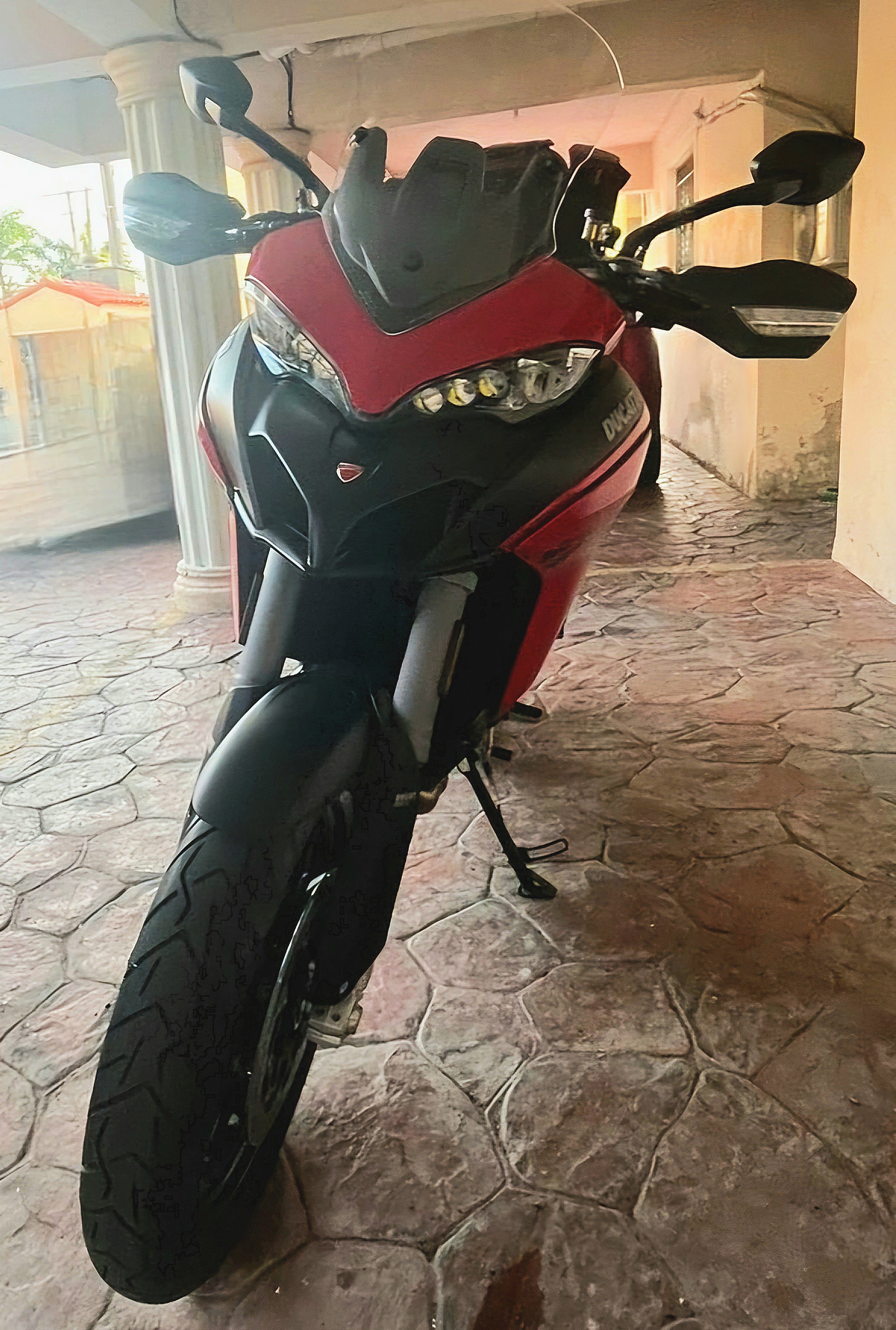 motores y pasolas - Ducati Multiestrada V2S 2024 de oportunidad