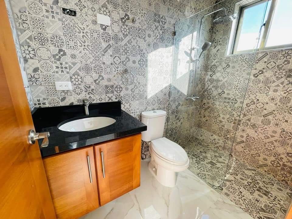 casas - casa con muy buenos espacios en residencial privado nueva 3