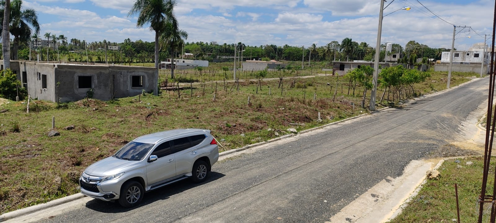 solares y terrenos - vendo  solar de esquina En santo domingo norte, villa mella  3