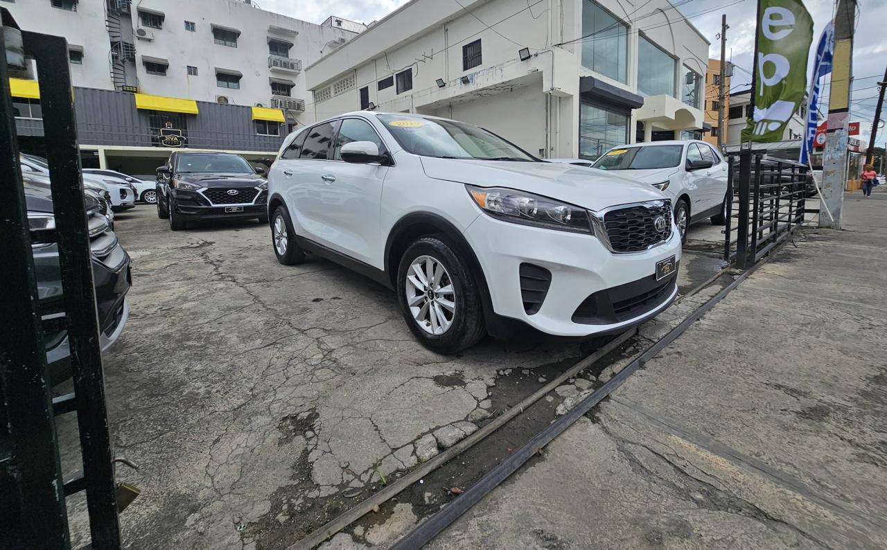 jeepetas y camionetas - 2019 Kia Sorento LX V6 4