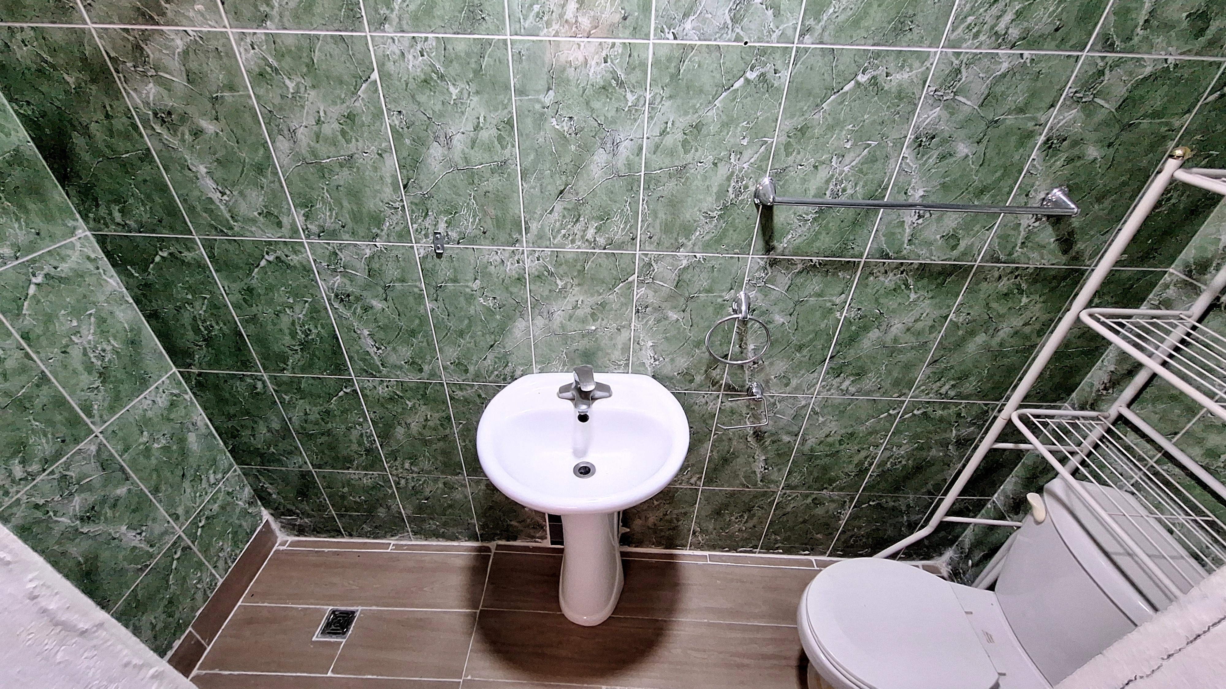 apartamentos - VENDO CENTRICO SEMIREMODELADO 5