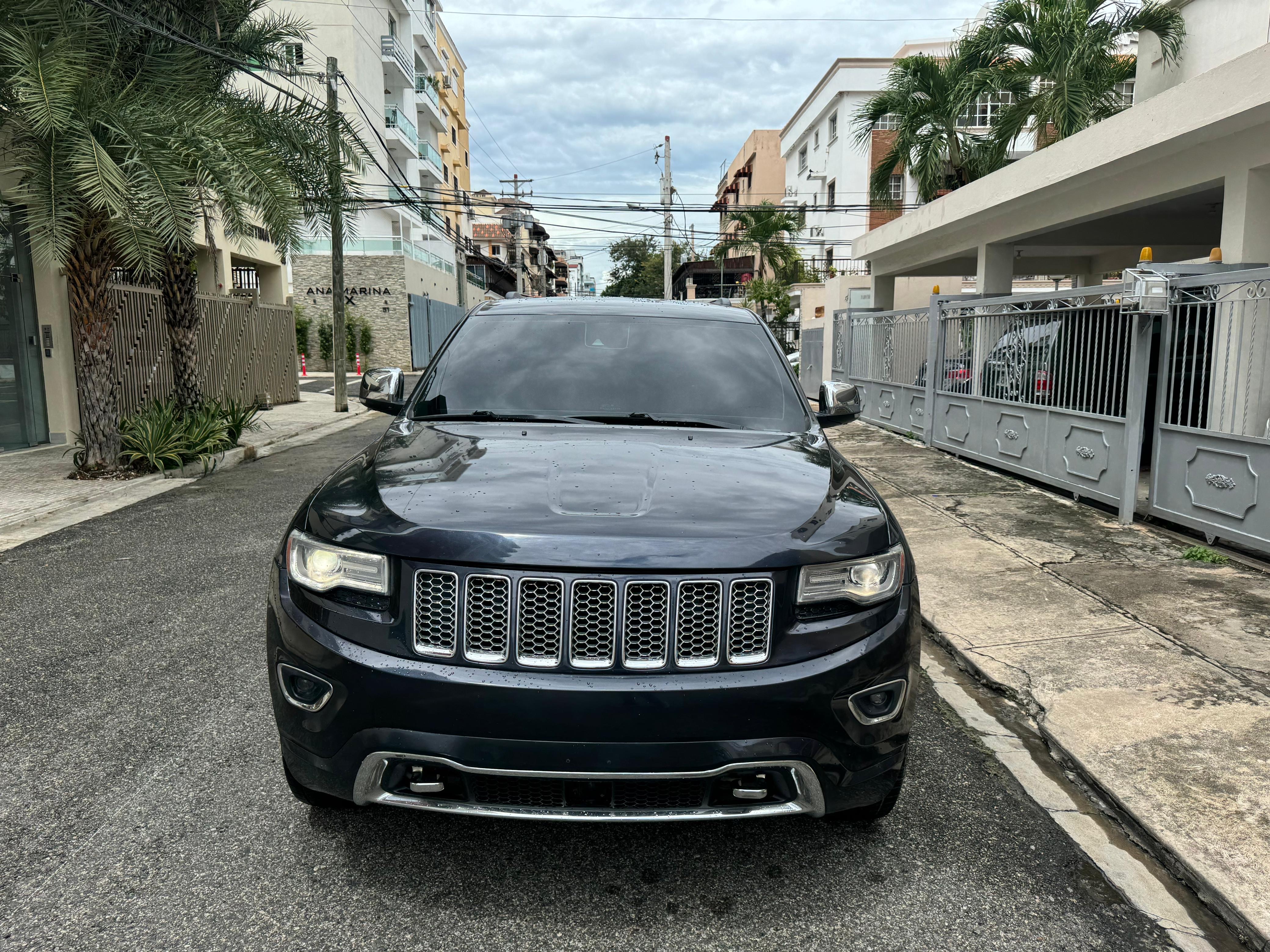 jeepetas y camionetas - Jeep Grand Cherokee 2014 OVERLAND 1