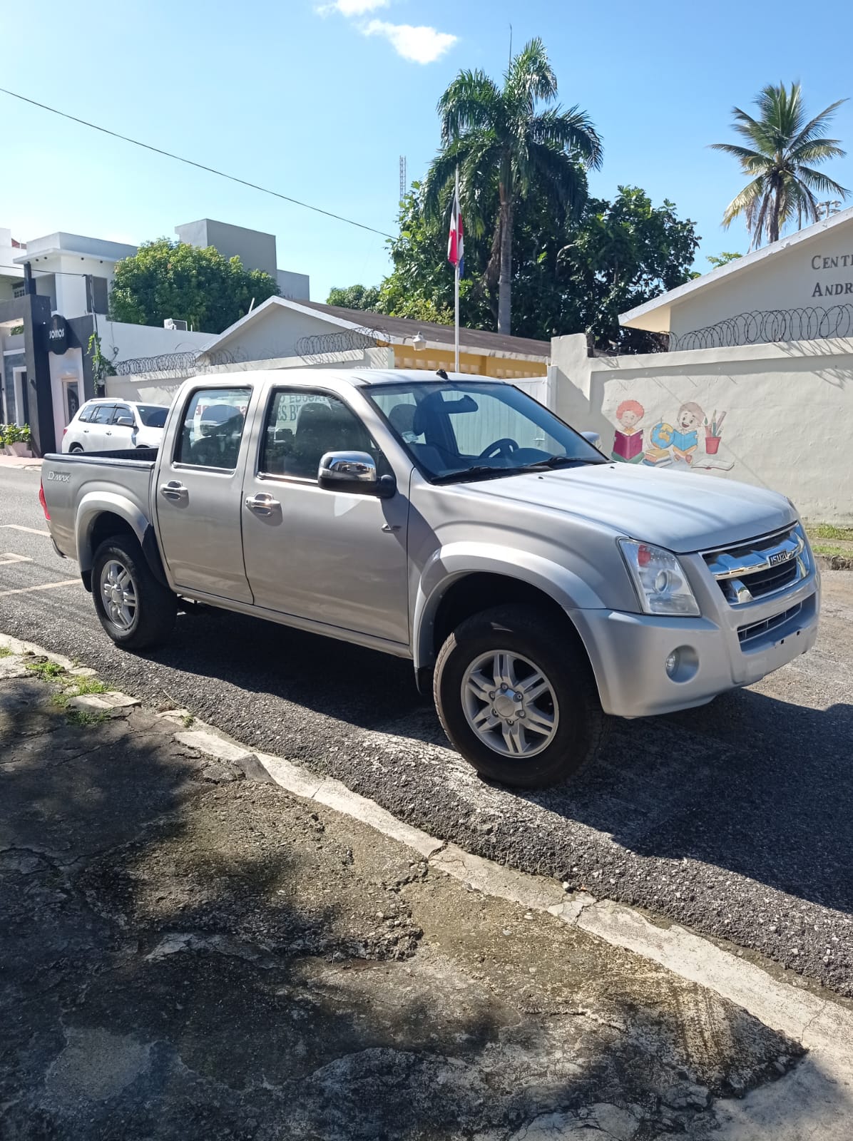 jeepetas y camionetas - Isuzu dmax 2012