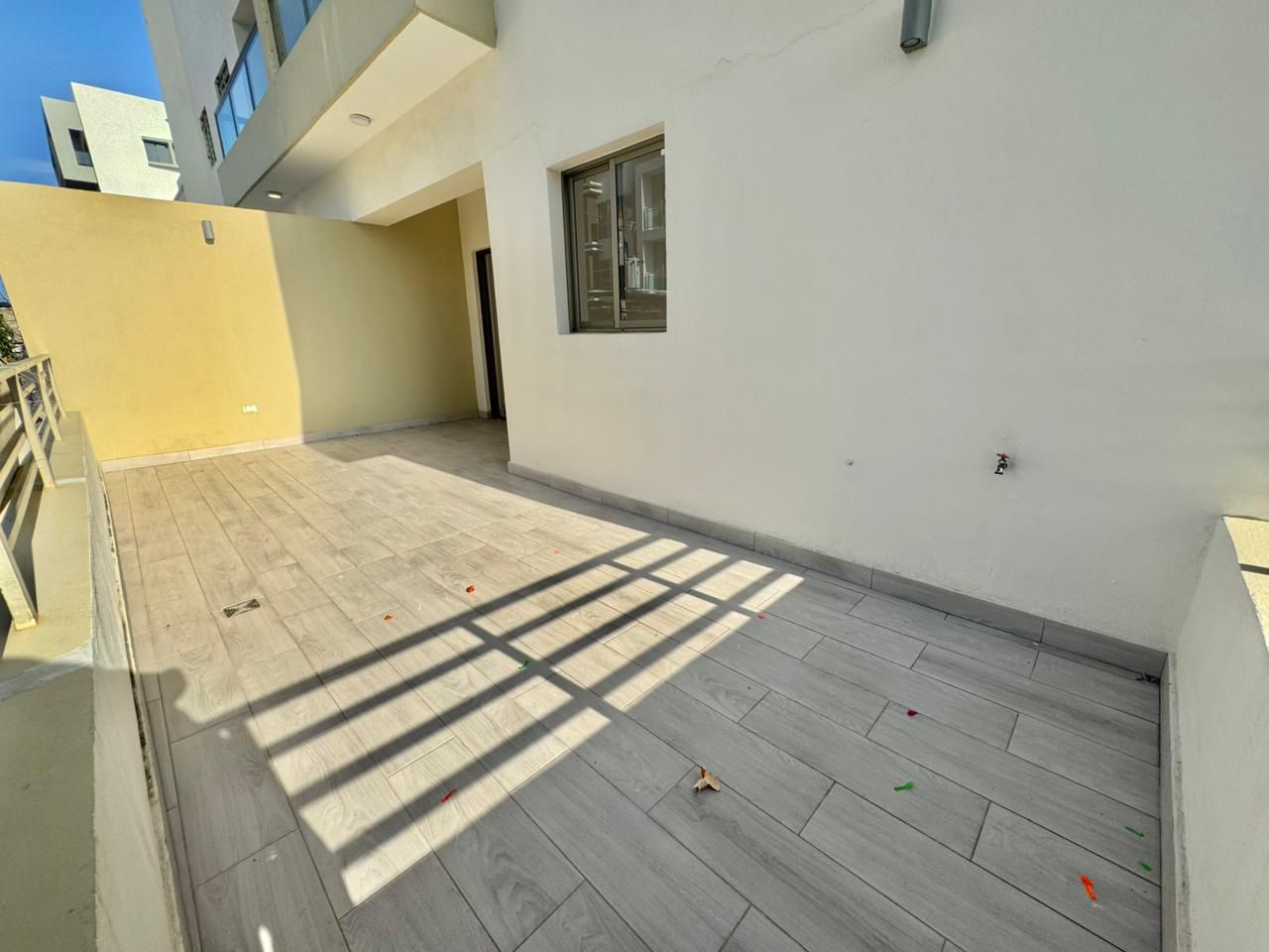 apartamentos - Vendo 2do Piso con Terraza los Prados Wil 1