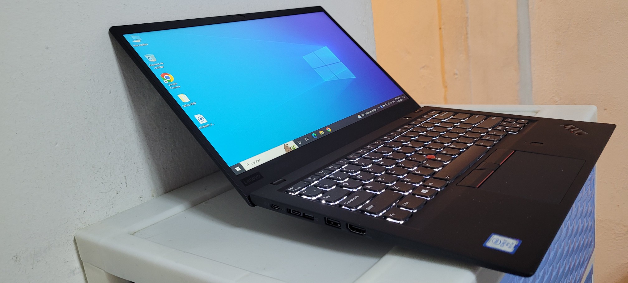 computadoras y laptops - Laptop lenovo X1 Slim 14 Pulg Core i7  1
