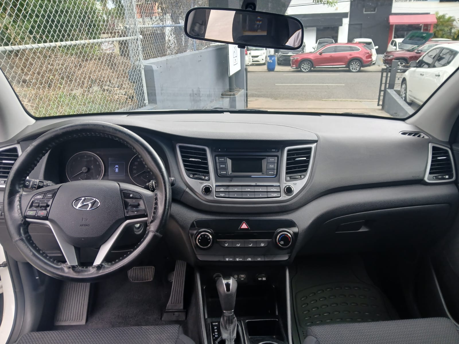 jeepetas y camionetas - Hyundai Tucson 2018 impecable  5