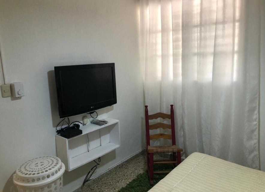 apartamentos - Apartamento amueblado en alquiler #24-1464 de 1 hab, aire acondicionado, Wiffi 1