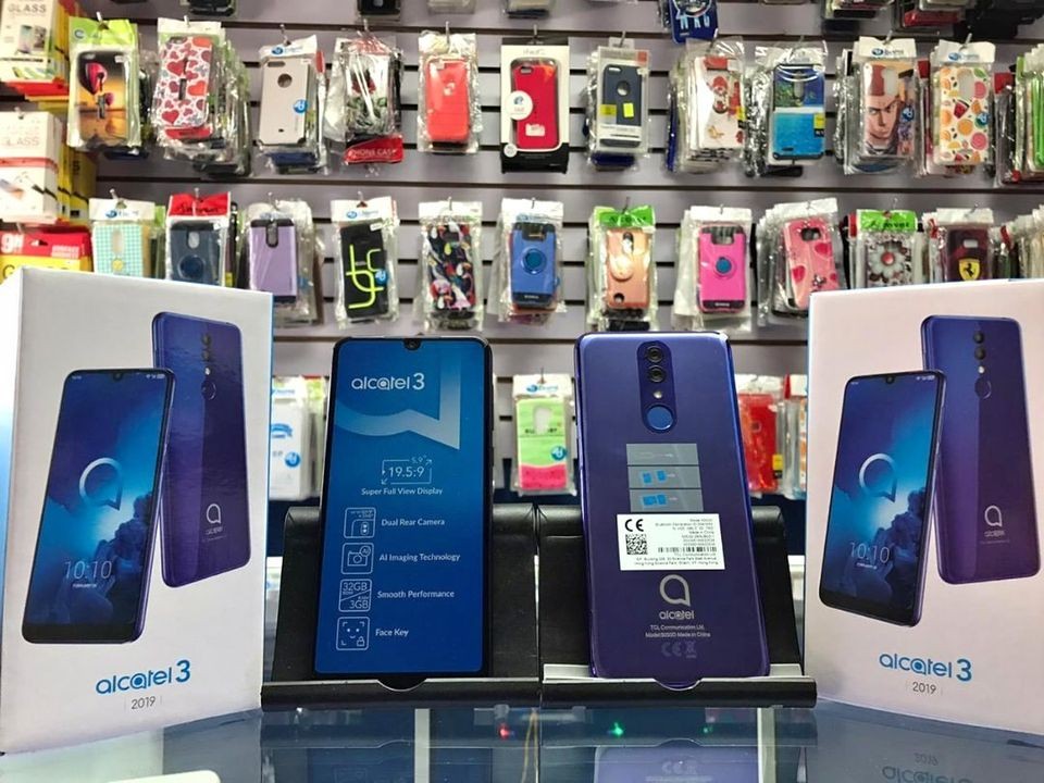 celulares y tabletas - ALCATEL 3 64GB
