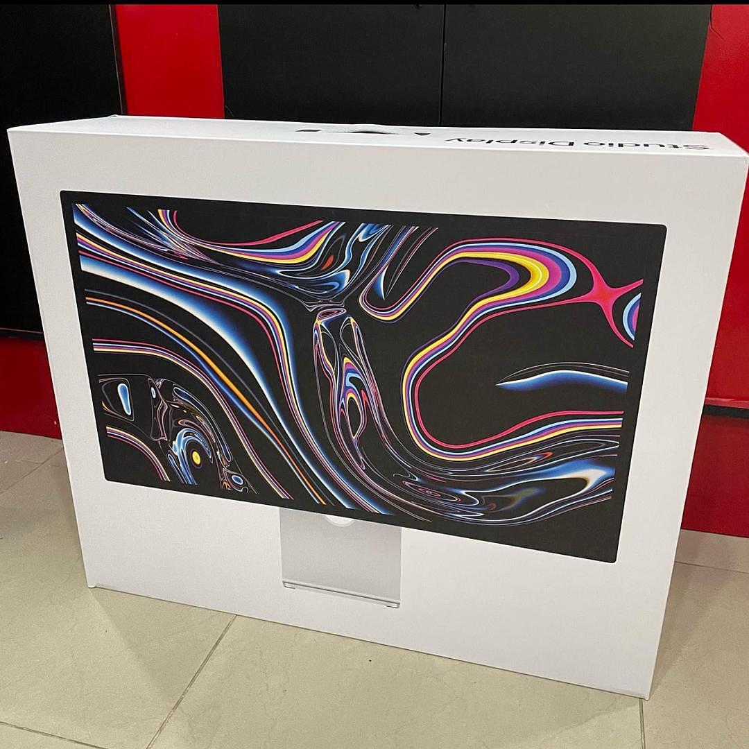 computadoras y laptops - STUDIO DISPLAY STANDARD GLASS 27"  SELLADO💥✅ OFERTA🔥