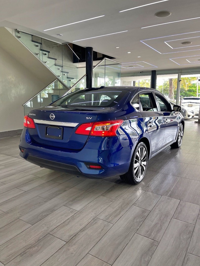 carros - Nissan Sentra SV 2019 impecable  4