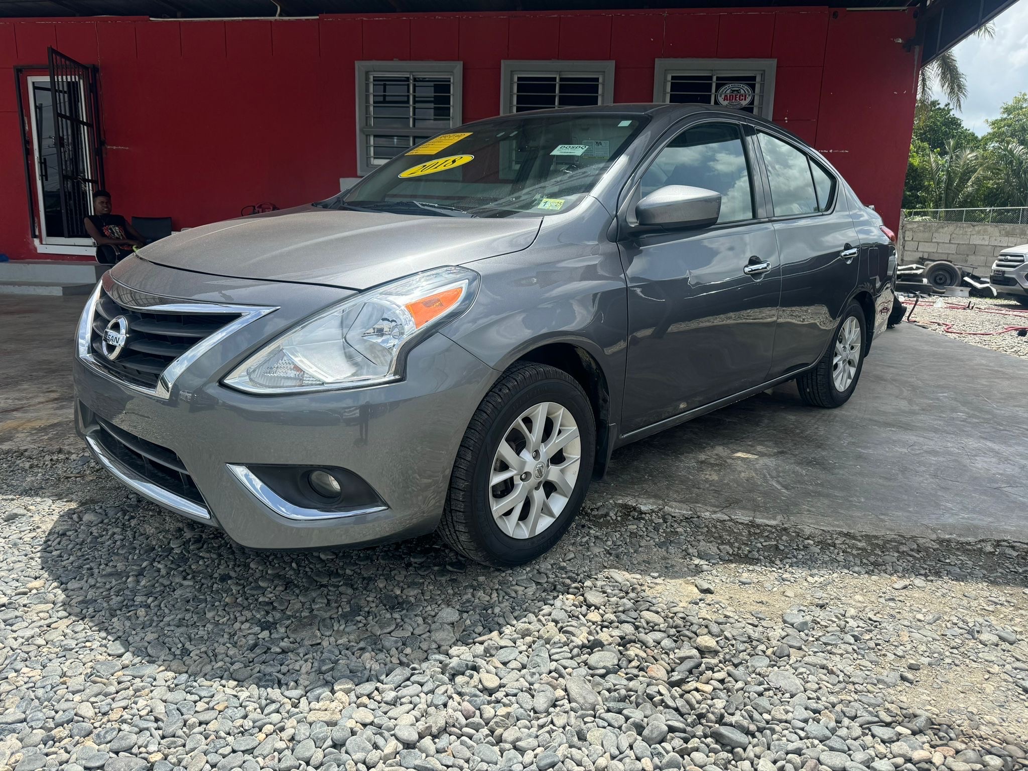 carros - Nissan Versa 2018 SV 1