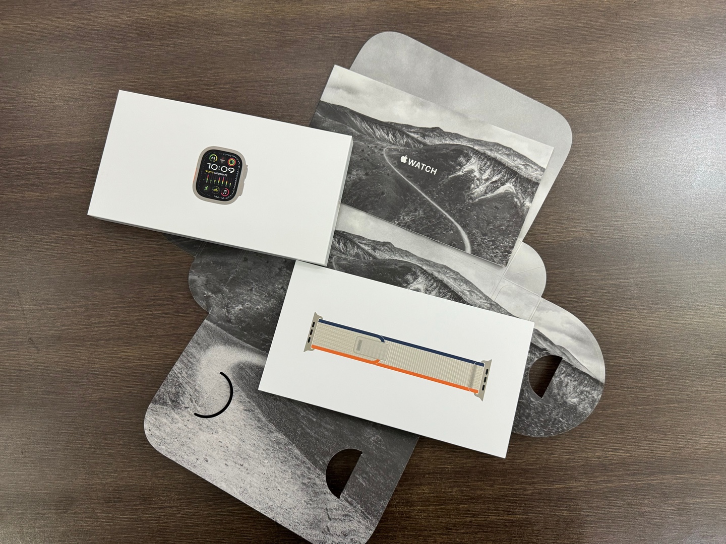 otros electronicos - Apple Watch Ultra 2 49mm Titanium Orange, Beige TL M/L Nuevos, RD$ 41,900 NEG