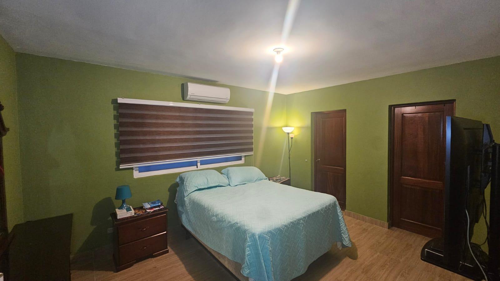 apartamentos - Apartamento en arroyo hondo, próximo al Nacional 9