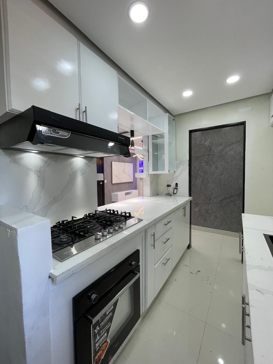 apartamentos - venta de apartamento en la autopista de san Isidro las cayenas Santo Domingo  4