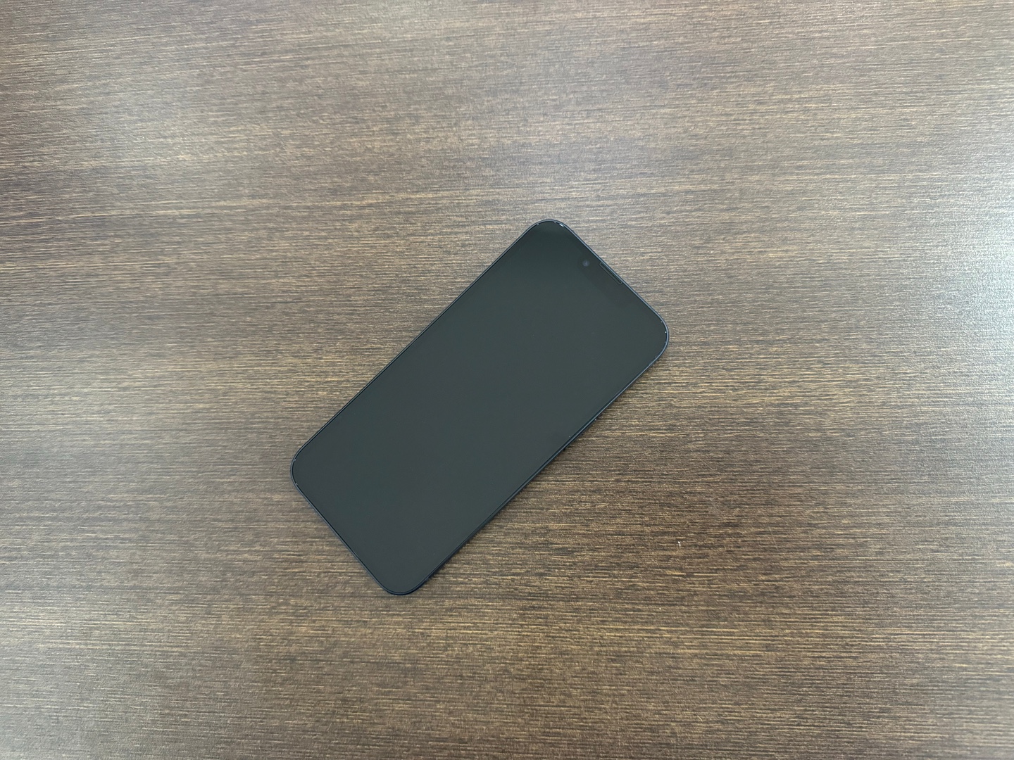 celulares y tabletas - iPhone 13 128GB Negro Como Nuevo, Desbloqueado, Garantía, RD$ 31,900 NEG 1