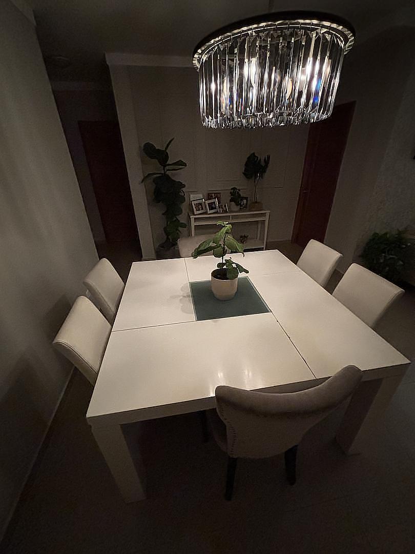 decoración y accesorios - Vendo juego de comedor de seis sillas (sillas incluidas) 2