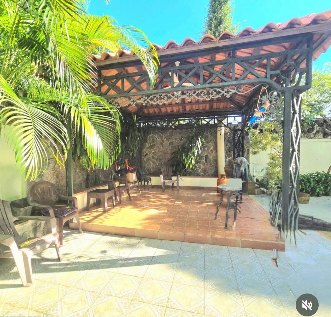 casas - Casa en Venta EL MILLÓN USD 625,000.00 2