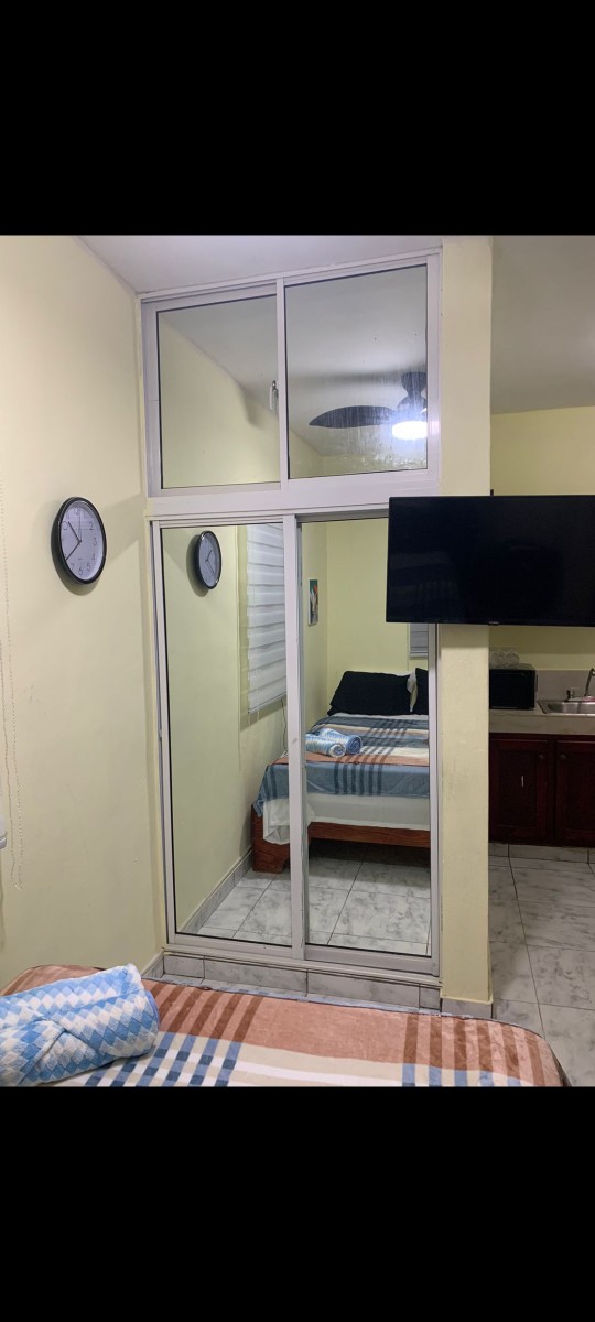 apartamentos - Aparta estudio amueblado En Bavaro Avenida España todos los servicios incluidos 4